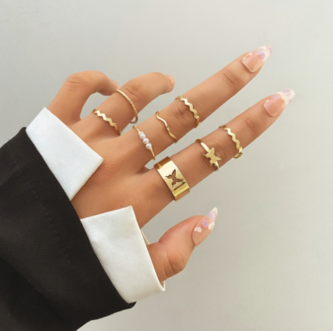 Retro Artistic Relief 12-Piece Ring Collection