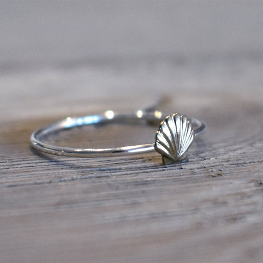 Platinum Shell Ring – Minimalist Electroplated Copper Ring for Women